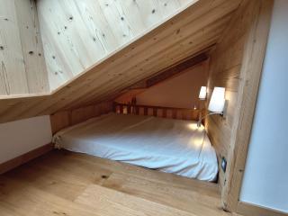 Appartement skis aux pieds 7 pers. centre Méribel, rénové, balcon, 3 chambres, cheminée - FR-1-411-953 - 4