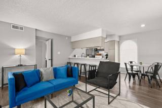 Cozy and Central UT Moody - Austin - 5