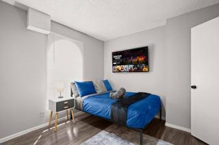 Cozy and Central UT Moody - Austin - 4