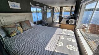 The Floater-A House Boat on Grant Island, Bham Lake, with HotTub, Boat, Pet Friendly - 7