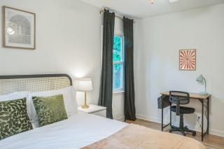 Centrally Located 4BD Home BBQ Downtown Nearby - Raleigh - 5