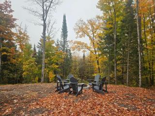 4BR Entire private modern cottage - Hilltop view - 2