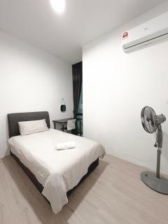 Gem Suites Apartment - Kuching - 1