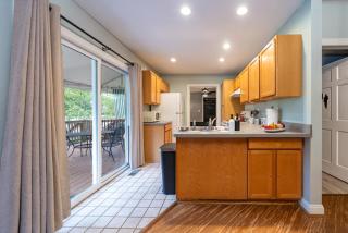 Rustic Reserve - Vineyard Retreat - Stanley - 3