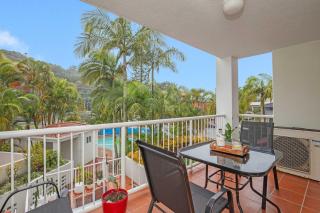 Burleigh Heads Koala Park Pool & Parking - 9