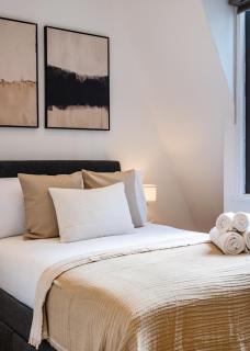 Luxury Apt Aircon 3 Bedr, 4 Beds, 2 Bath Trafalgar SQ - Londra - 1