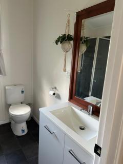 Home on Kent ROOM C - Rockhampton - 5