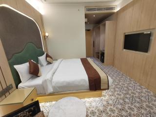 Hotel The Raghavas' - Ayodhya - 0