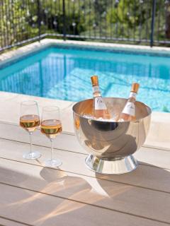 Chateau Beverly Hills by Stay Awhile Villas - 6