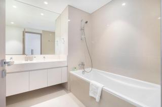 Gorgeous 2-Bedroom in Downtown Dubai, Near Burj Khalifa! - Dubái - 8