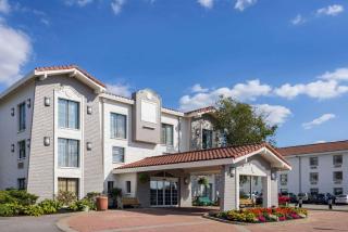 La Quinta Inn by Wyndham Pittsburgh Airport - Moon Township - 8