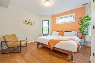 Designer Apartment 10 Min Walk to Wrigley - Chicago - 5
