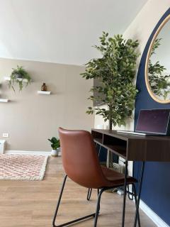 Serenity & Style With Parking - Lombard - 6