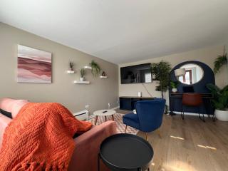 Serenity & Style With Parking - Lombard - 7