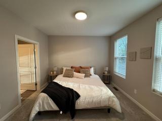 Elegant Townhouse near NDSU and Downtown Fargo #101 - Fargo - 5