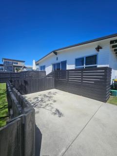 Ultimate Family Holiday - Pet Friendly! - Papamoa - 9