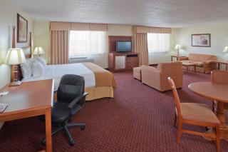 Quality Inn near Monument Health Rapid City Hospital - Rapid City - 4