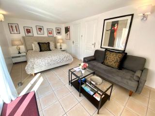 La Vie Est Belle En Provence - 7