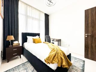 Luxurious 3BDR Serenity Awaits in Damac Hills 2 - Dubaï - 1