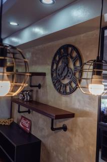 Comfy and Cozy Retreat in Manila with a Stunning View - 8