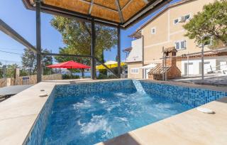 Nice Apartment In Stinica - Stinica - 3