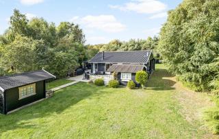 4 Bedroom Lovely Home In Sjællands Odde - Yderby - 0