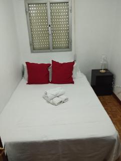 luminosa habitación en apartamento compartido - Madrid - 0