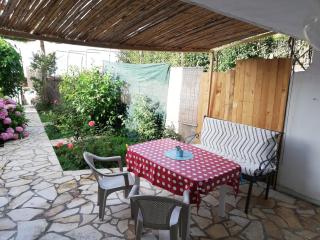 Daphne's seaside - 5