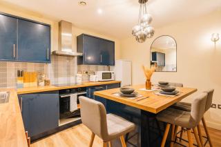 City Centre Haven - Huge Garden Access - West St - Sheffield - 1