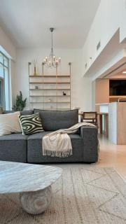 DAYF-LFT 2 BR in the heart of Downtown walking distance to Burj Khalifa Park - Dubai - 2