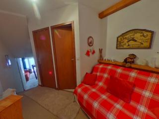 Studio lumineux avec balcon sud, plein cœur de La Tania, skis aux pieds - FR-1-513-43 - 5