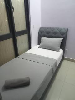 GR Homestay at Ayuman Suites Gombak - Kuala Lumpur - 0