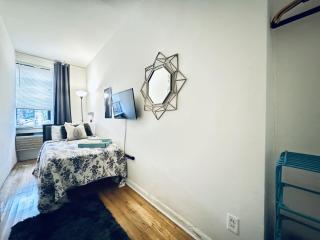 Long Room in Shared Apartment in UES - Manhattan - New York - 8