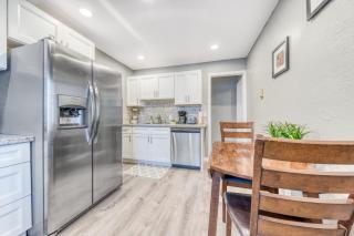 Sea Treasures Inn - Rockaway Beach - 7