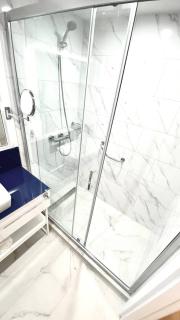 Sea View ApartHotel Batumi Orbi City - Batoemi - 6