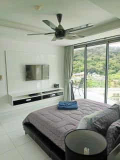 Twin Sands Resort Penthouse - Patong Beach - 3