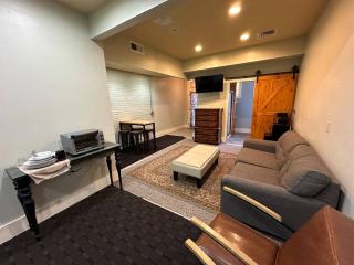 Dunleith House - Nouveau Studio - East Dubuque - 9