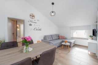 Traumhaftes Apartment mit Meerblick und privatem Balkon - nur 250 Meter zum Strand - Poreč - 5