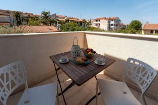 Extravagantes Apartment nur 100 Meter zum Strand mit Salzwasserpool und Jacuzzi - Funtana - 3