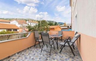 Lovely Apartment In Senj With Wifi - 3