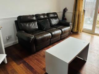 Cosy 2-Bedroom Home Near Chadwell Heath Station - Goodmayes - 6