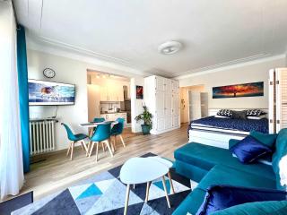 B030 Grand studio renove spacieux et lumineux - 5
