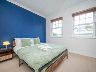 Gated Riverside London SE16 apartment with parking Pass the Keys - Londra - 6