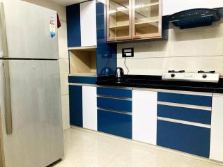Beautiful 2 BHK with Balcony - Bangalore - 9