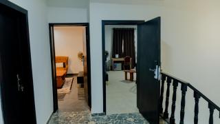 The Luxe Apartment - 4