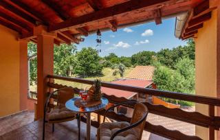 Lovely Home In Skicini With Wifi - 8