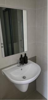 Centrally located new and affordable condo for the first mover - Ban Ket Ho - 3