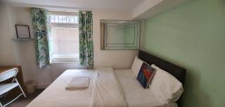 Relaxing Seaside Haven Close to Pier & Marina - 5