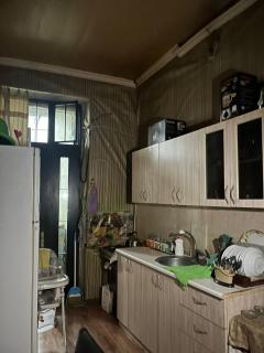 High-Ceiling Apartment in Niko Pirosmani Museum Building, near Fabrika - Tbilisi - 9