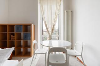 Gambara M1 White Functional Apartment - Milan - 4
